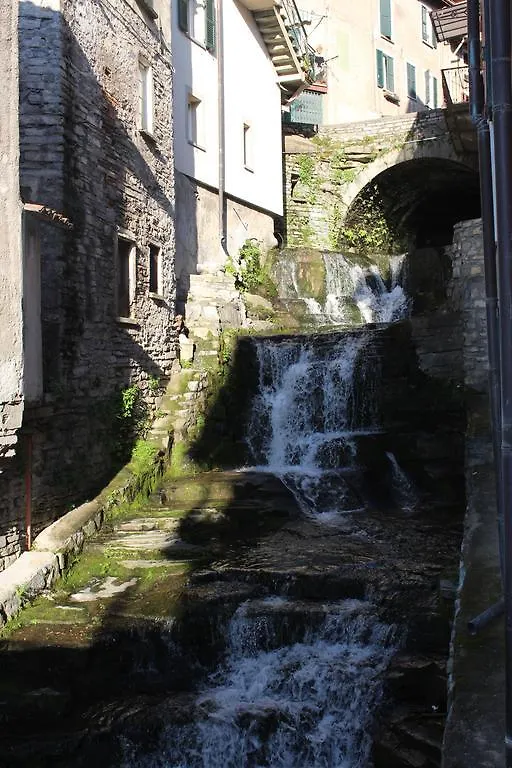 Larian Chalet Moltrasio